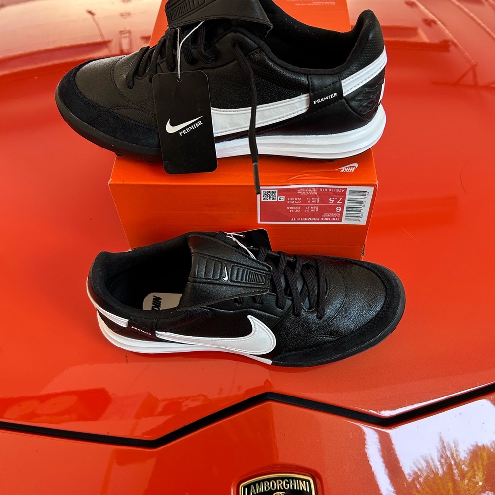 Nike Premier 3 III TF Soccer Turf Shoes Mens Size 6 (W7.5) BlackWhite AT6178-010